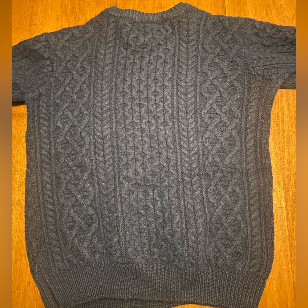 100% Irish Wool Fisherman’s Sweater - Women’s Medium - Navy Blue